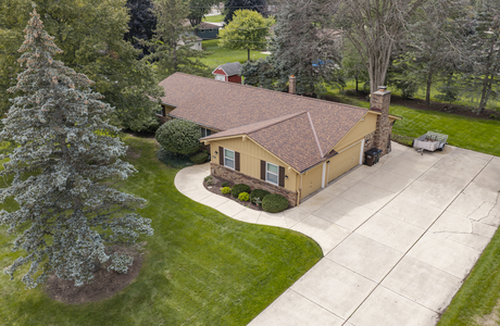 2885 S 126th St, New Berlin WI 53151