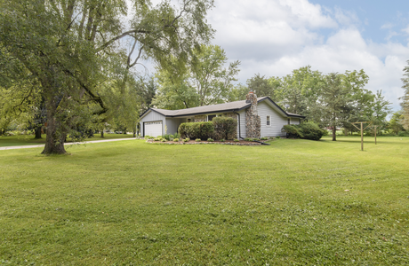 W229 Golden Lake Park Cir Oconomowoc, WI 53066