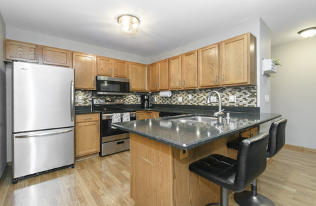 1901 Mallard Pointe Cir E Waukesha, WI 53189