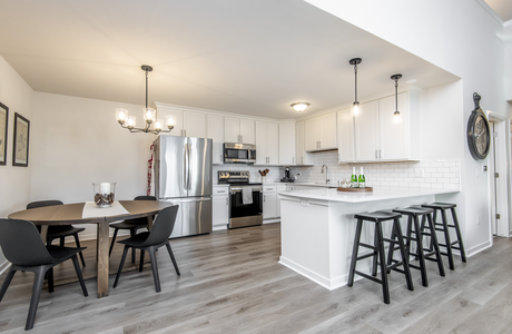 1625 Grey Fox Trl Mukwonago, WI 53149