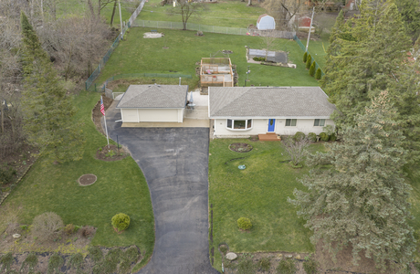 17321 W Observatory Rd New Berlin, WI 53146