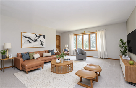 7427 S Shepard Ave Oak Creek, WI 53154 